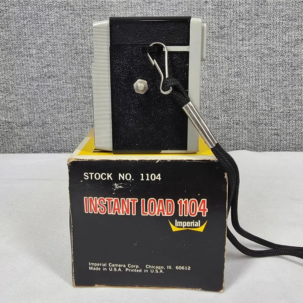 IMPERIAL INSTANT LOAD 900 CAMERA – FOR 126 CARTRIDGE – VINTAGE W/ ORIGINAL BOX